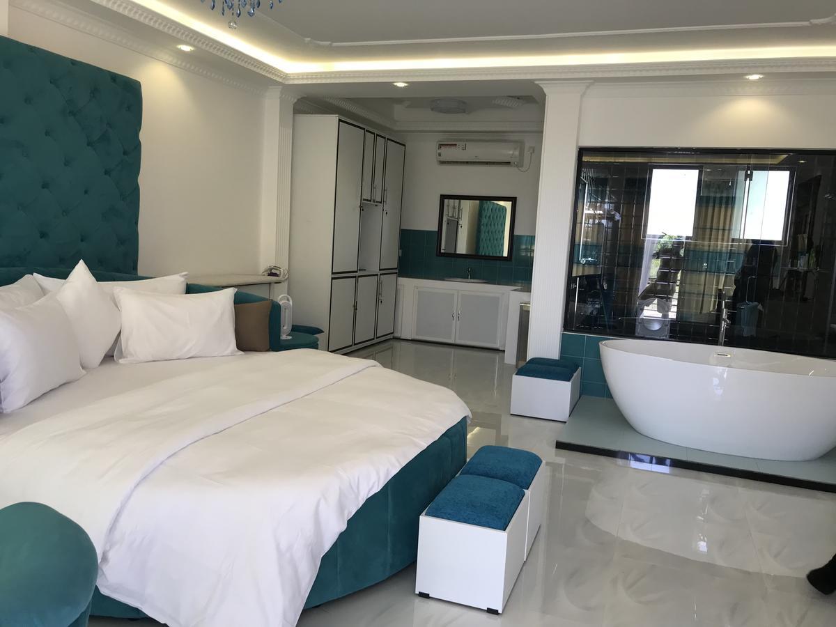 The Lion Kingdom Hotel Сигирия Екстериор снимка
